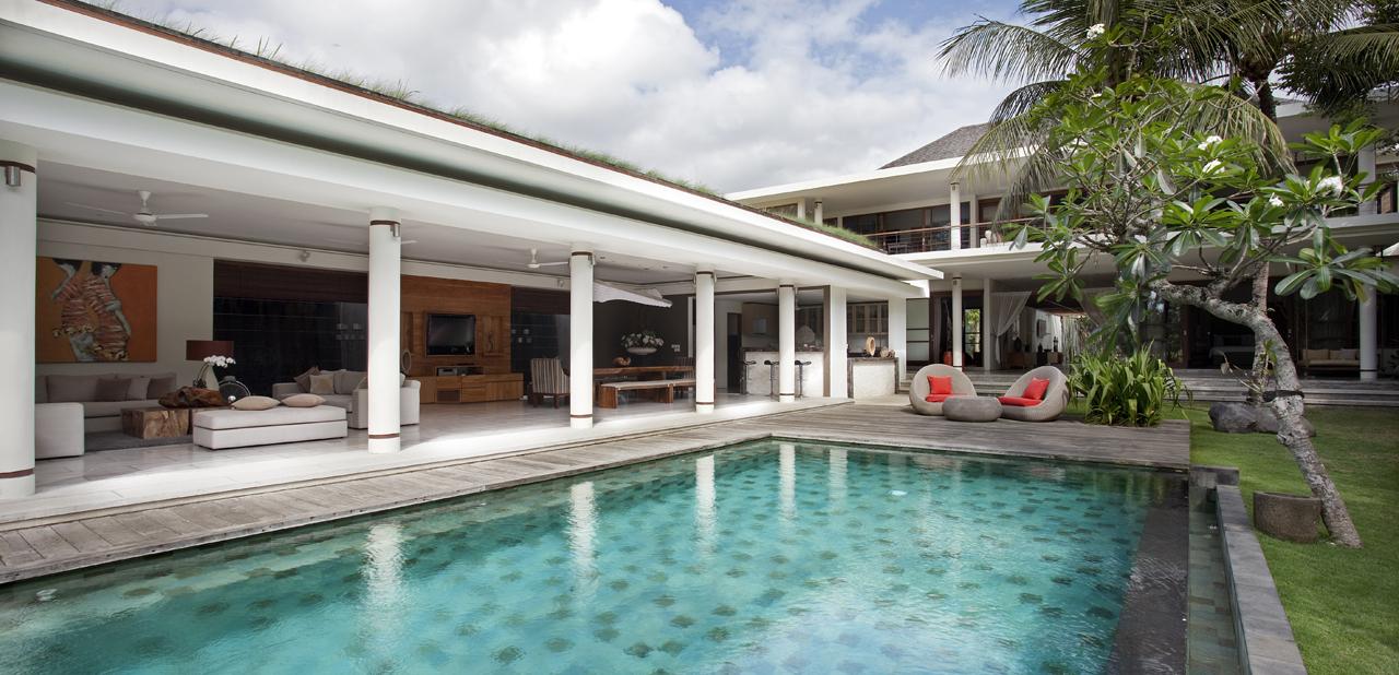 luxury lifestyle private villas